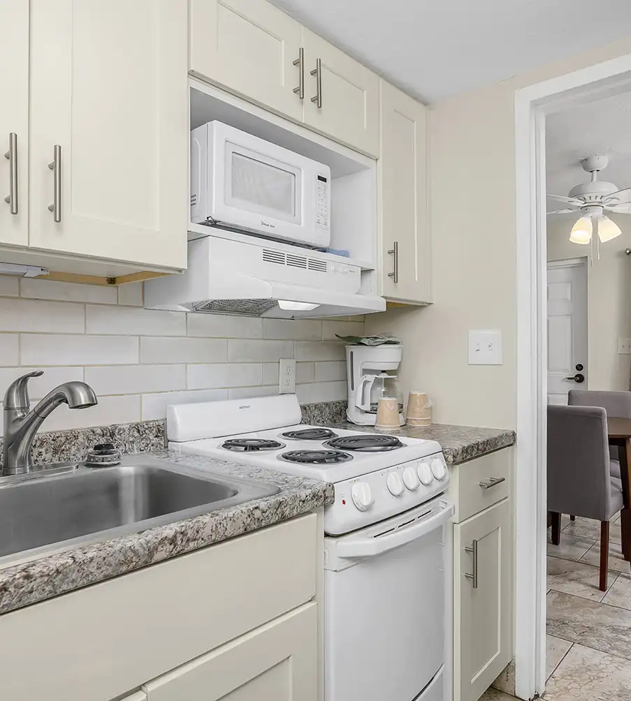 King Kitchenette with Garden Views 6