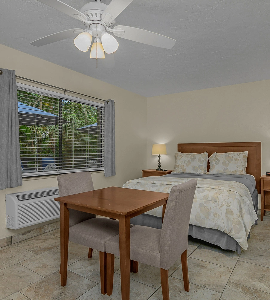 Queen Kitchenette with Garden Views 1