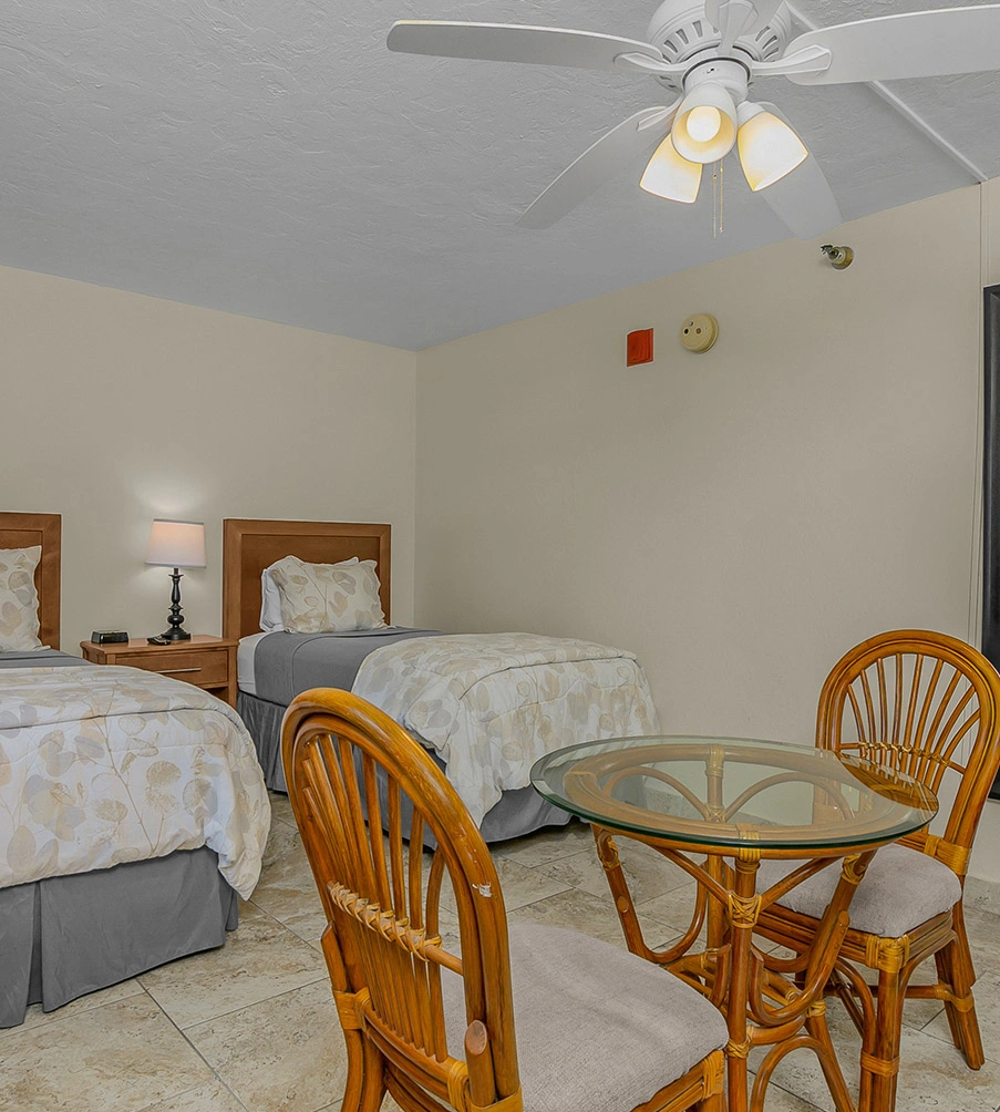 Standard Room with Two Twin Beds 1